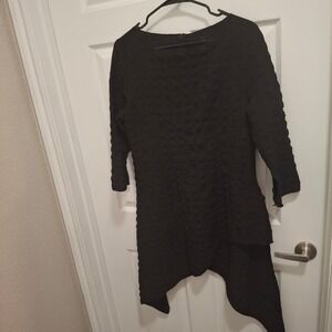 IC By Connie K‎ Women's Black Textured Asymmetrical Tunic Top Size M 3/4 Sleeve